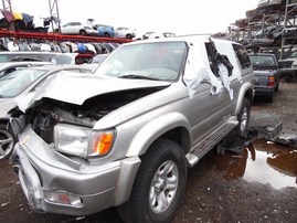 2001 TOYOTA 4RUNNER SR5 SILVER 3.4L AT 4WD Z18411